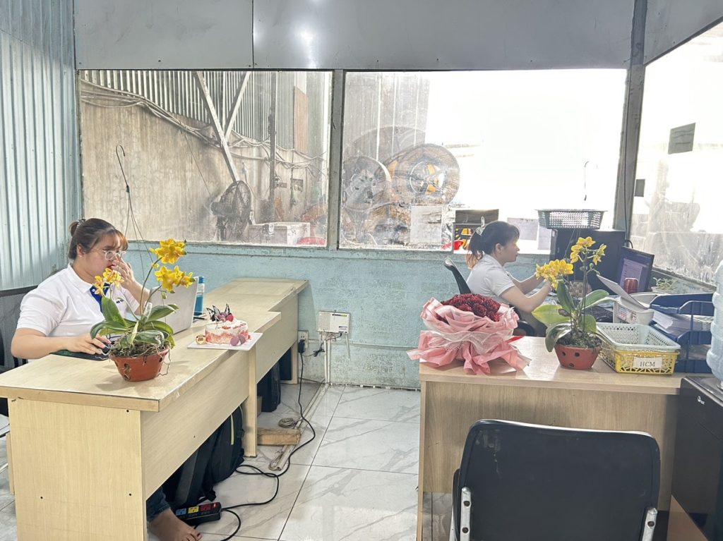 phòng chuyên viên tư vấn